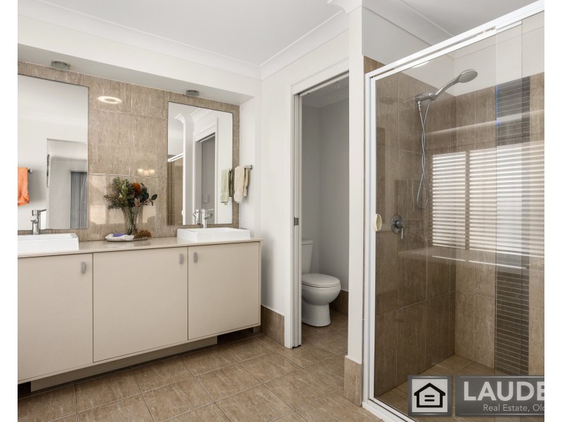 8 Kadungle Close, Wallabi Point NSW 2430