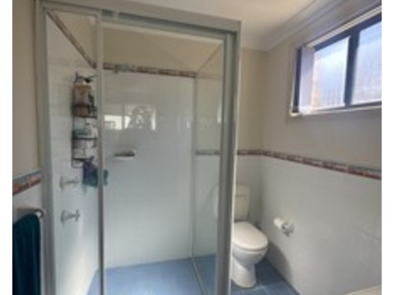 2/3 Ivy Crescent, Old Bar NSW 2430