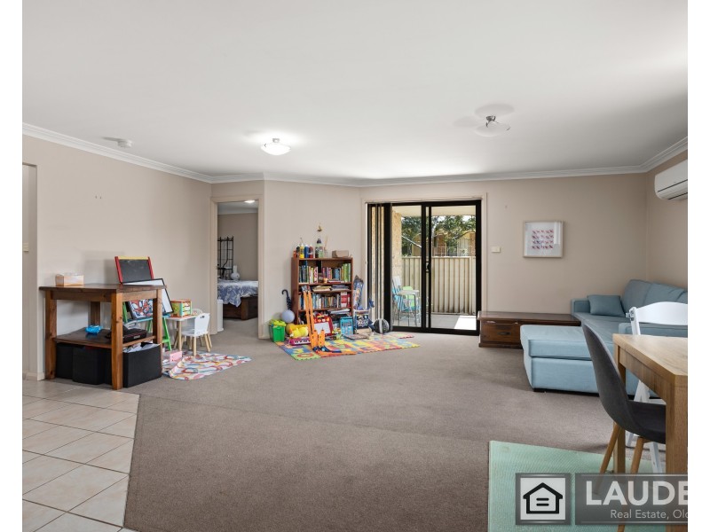 2/11 Rosier Place, Old Bar NSW 2430
