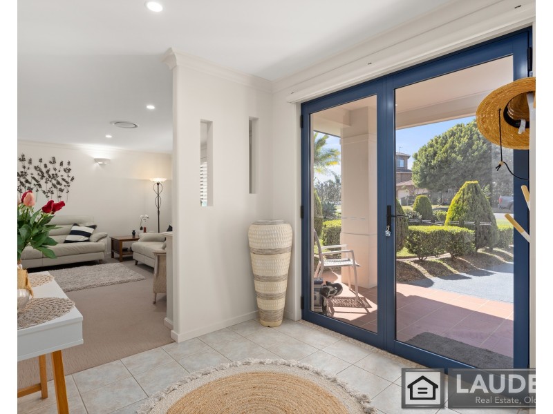 6 Spinnaker Cove, Wallabi Point NSW 2430