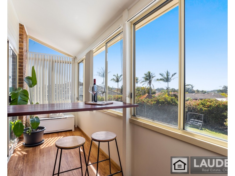 18 Pryor Crescent, Old Bar NSW 2430