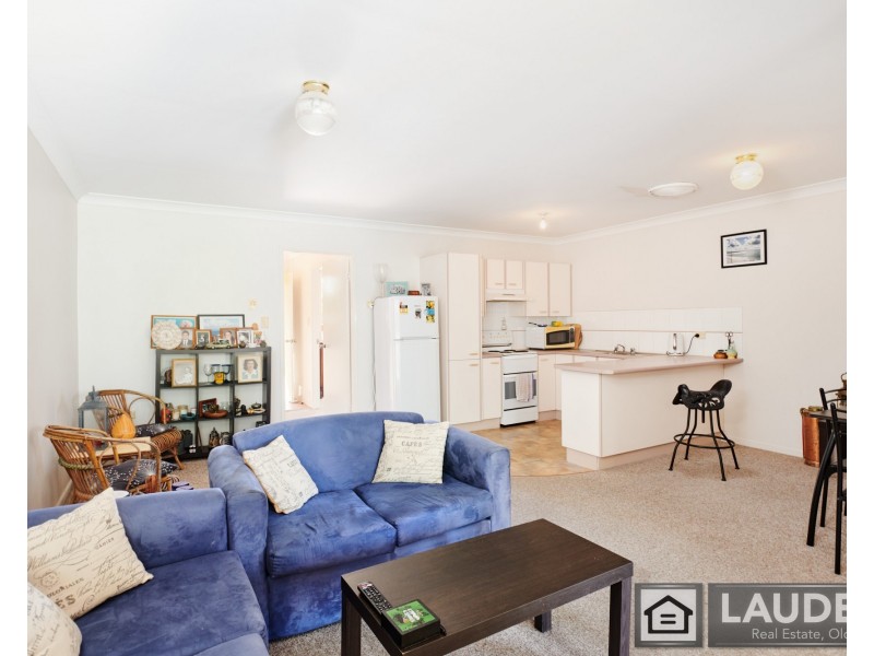 2/23 Smith Street, Old Bar NSW 2430