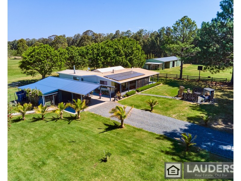 10 Narrung Place, Oxley Island NSW 2430