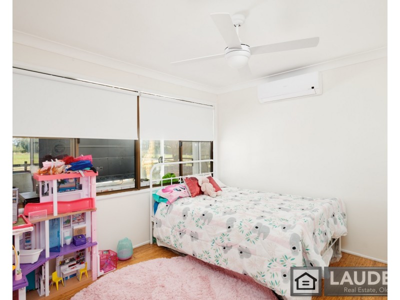 10 Narrung Place, Oxley Island NSW 2430
