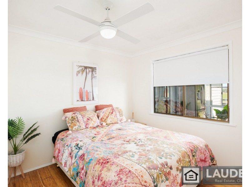10 Narrung Place, Oxley Island NSW 2430