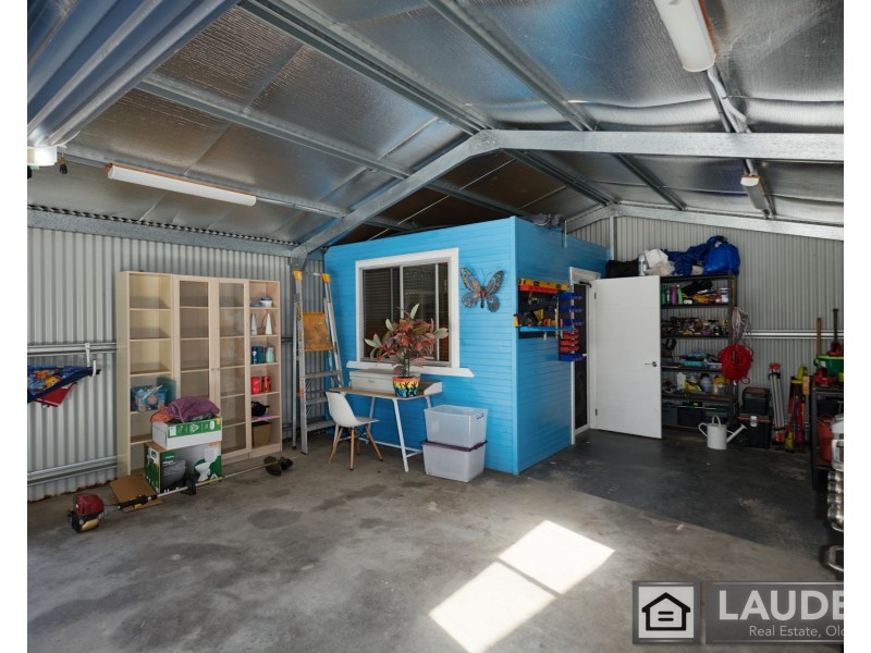 10 Narrung Place, Oxley Island NSW 2430