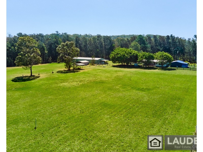 10 Narrung Place, Oxley Island NSW 2430