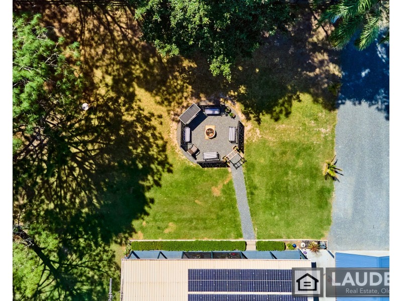 10 Narrung Place, Oxley Island NSW 2430