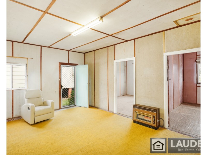 10 Richardson Street, Old Bar NSW 2430