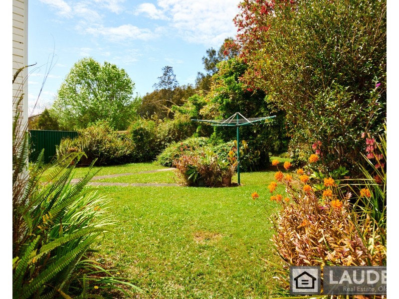 10 Richardson Street, Old Bar NSW 2430