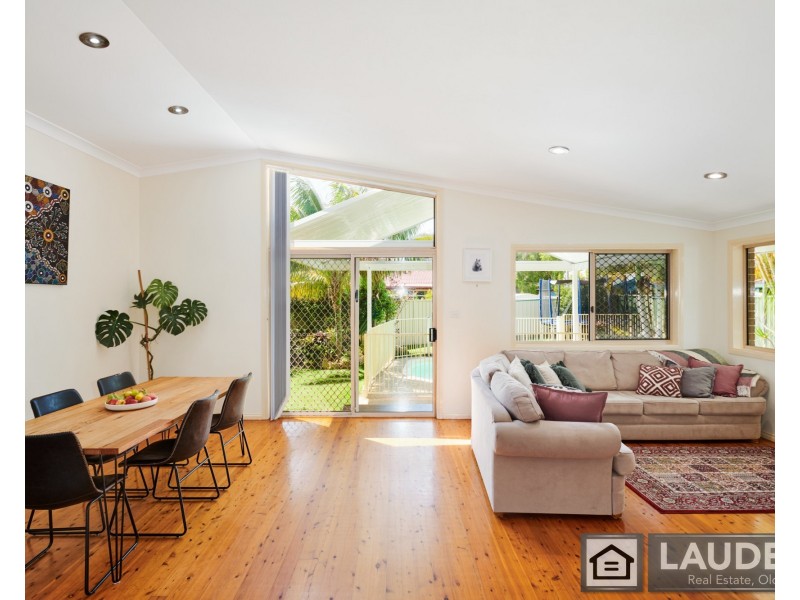 2 Sunrise Close, Old Bar NSW 2430