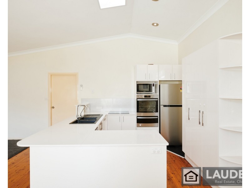 2 Sunrise Close, Old Bar NSW 2430