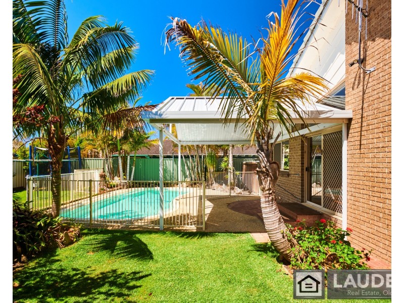 2 Sunrise Close, Old Bar NSW 2430
