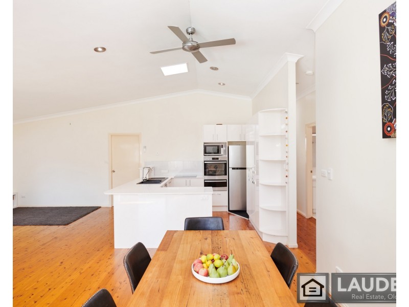 2 Sunrise Close, Old Bar NSW 2430