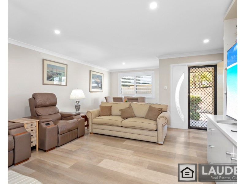 2/1 Connell Street, Old Bar NSW 2430
