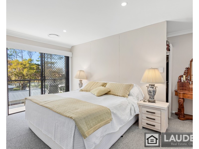 2/1 Connell Street, Old Bar NSW 2430