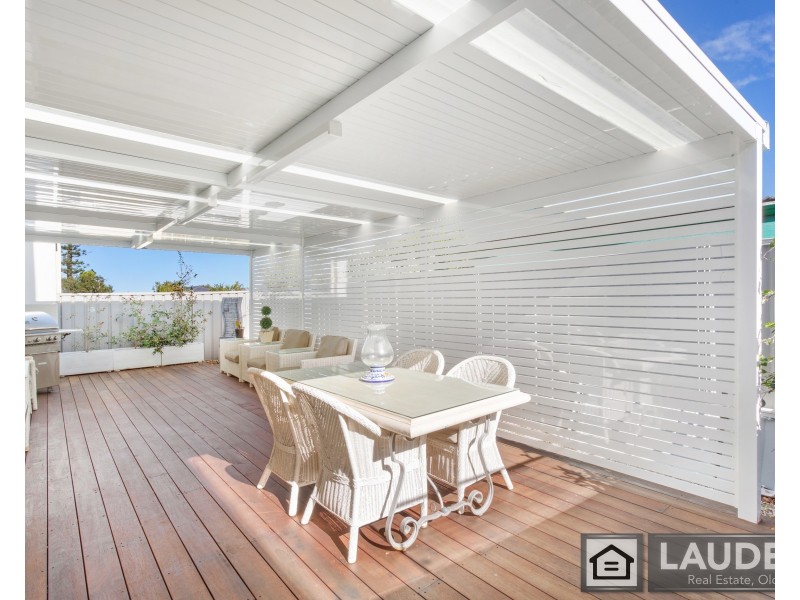 2/1 Connell Street, Old Bar NSW 2430