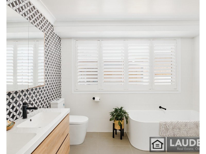 97 Waterman Street, Old Bar NSW 2430