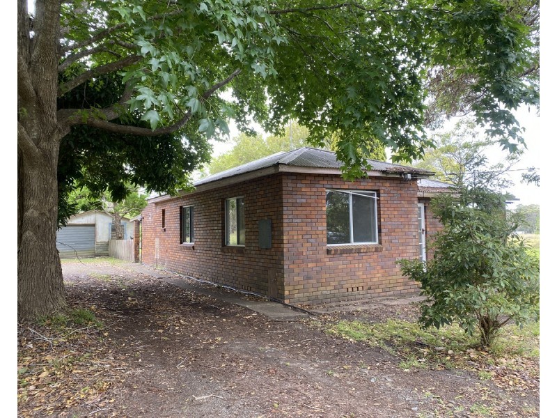 981 Old Bar Road, Old Bar NSW 2430
