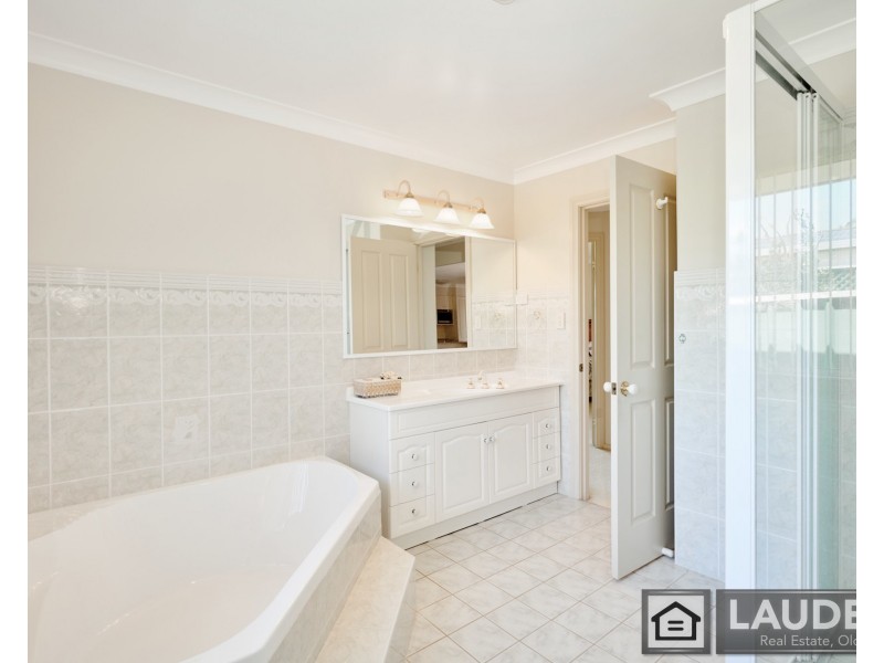 50 Wyden Street, Old Bar NSW 2430