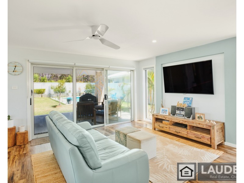 2 Hartlyn Drive, Wallabi Point NSW 2430
