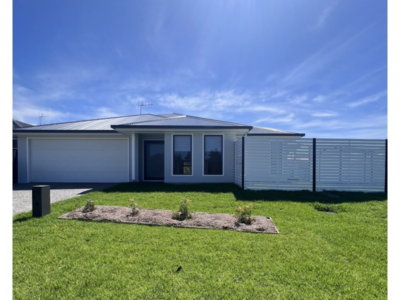 16 Marra Drive, Old Bar NSW 2430