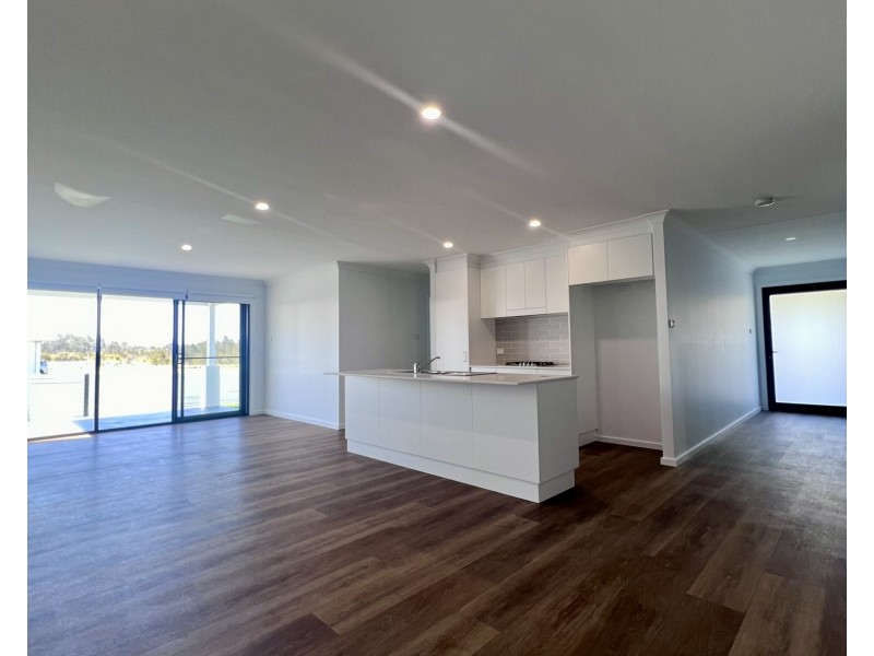 16 Marra Drive, Old Bar NSW 2430