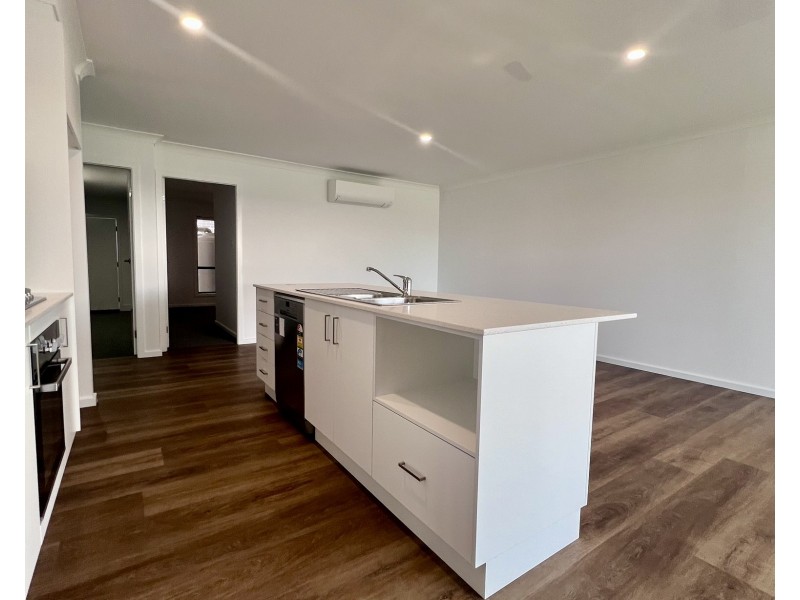 16 Marra Drive, Old Bar NSW 2430