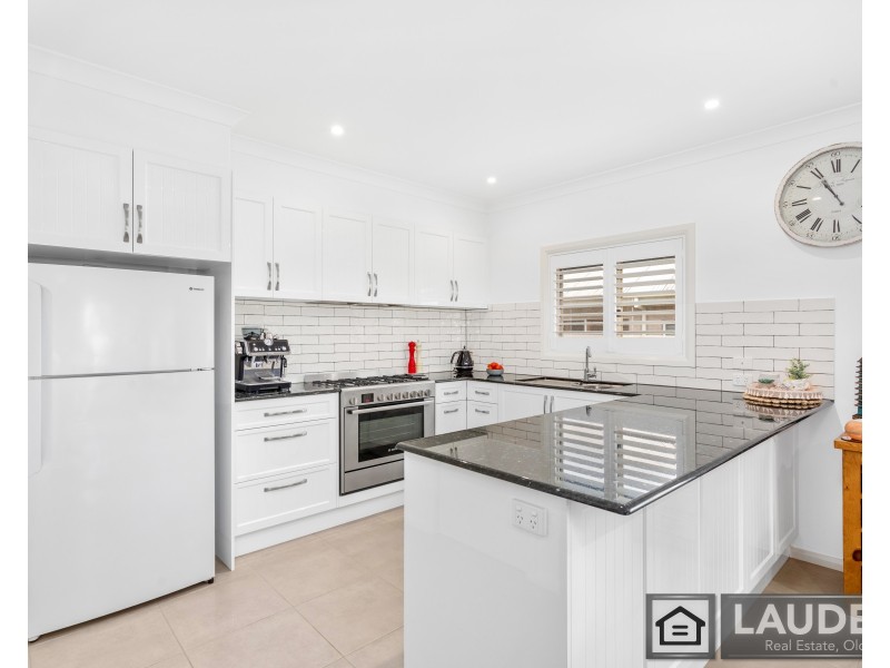 45 Ivy Crescent, Old Bar NSW 2430