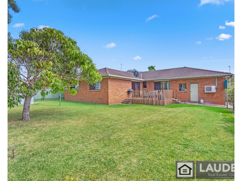 34 Joel Drive, Old Bar NSW 2430