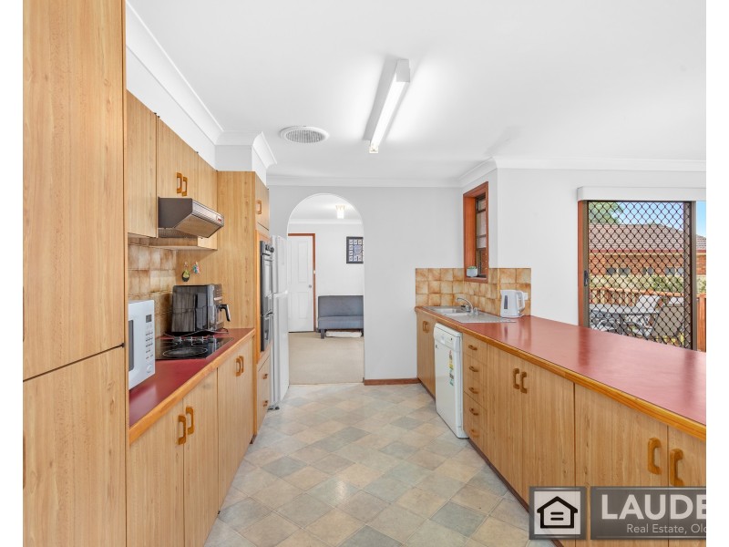 34 Joel Drive, Old Bar NSW 2430