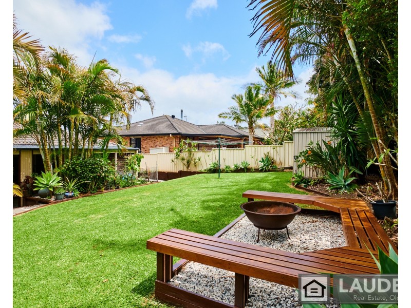 13 Surfsound Avenue, Wallabi Point NSW 2430