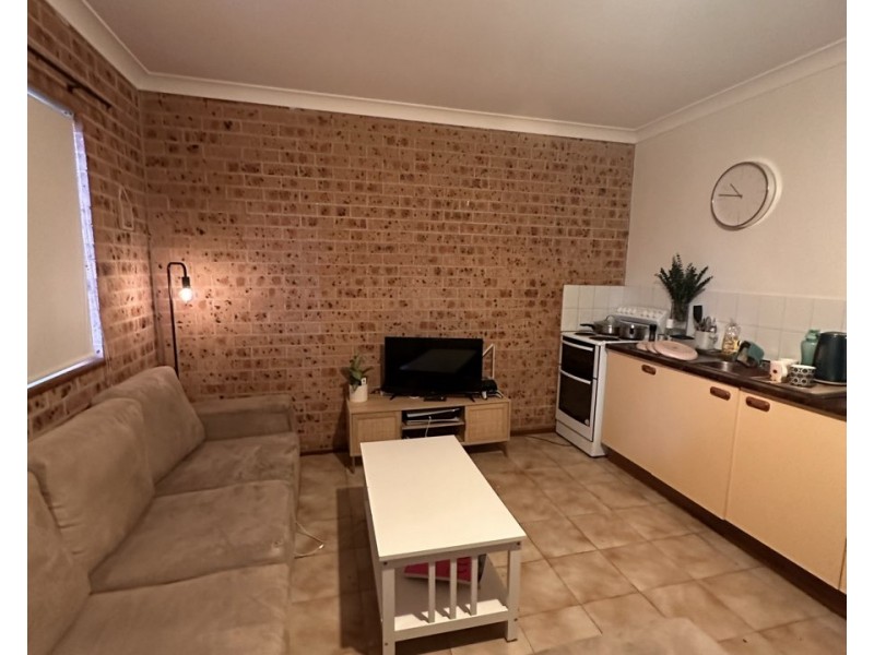 2/5 Waterman Street, Old Bar NSW 2430