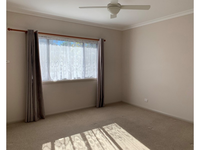 16 Richardson Street, Old Bar NSW 2430