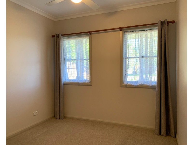 16 Richardson Street, Old Bar NSW 2430