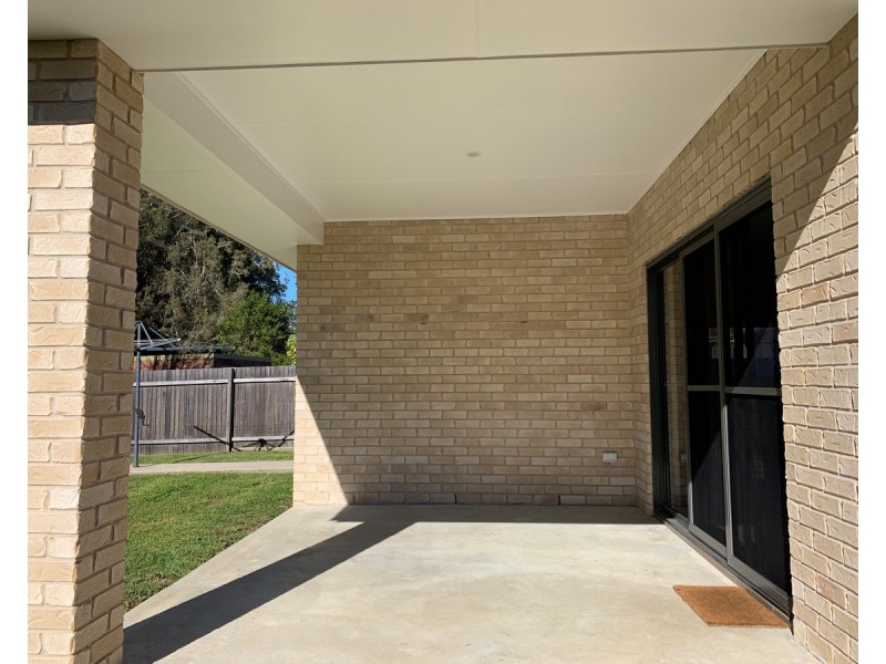 16 Richardson Street, Old Bar NSW 2430