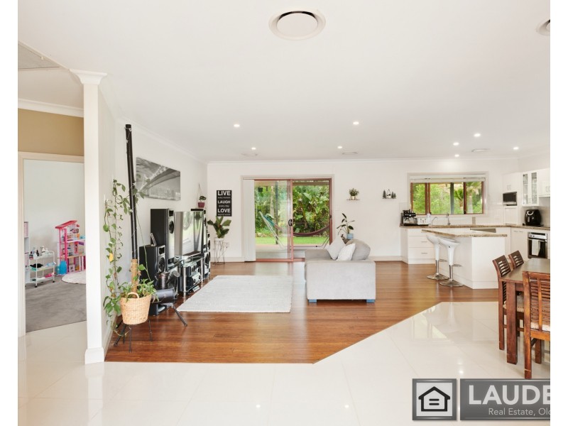 1 Emily Close, Taree South NSW 2430