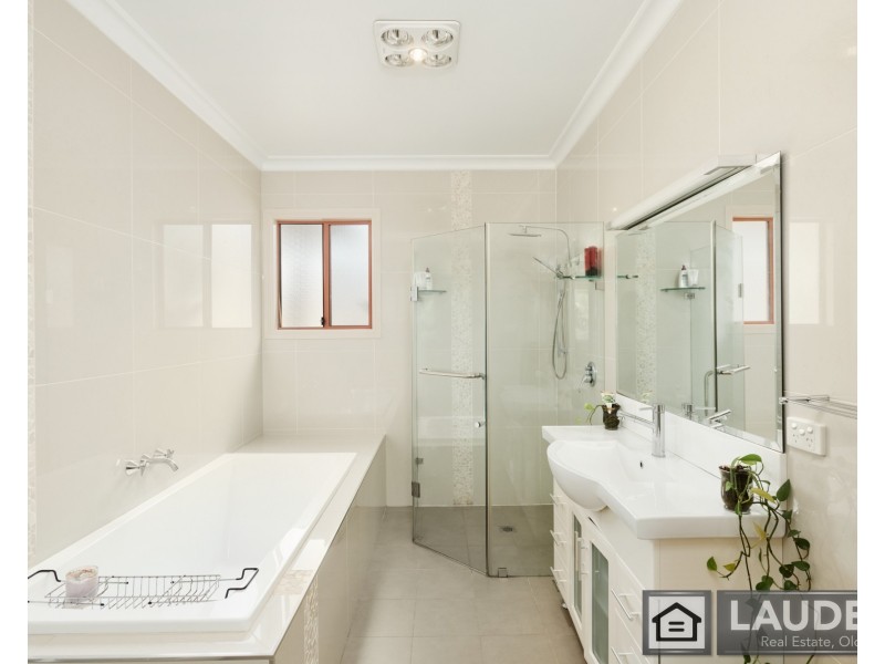 1 Emily Close, Taree South NSW 2430