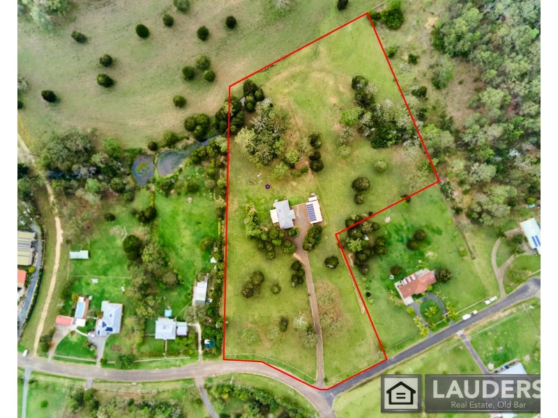 1 Emily Close, Taree South NSW 2430