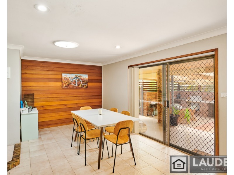 27 Kolinda Drive, Old Bar NSW 2430