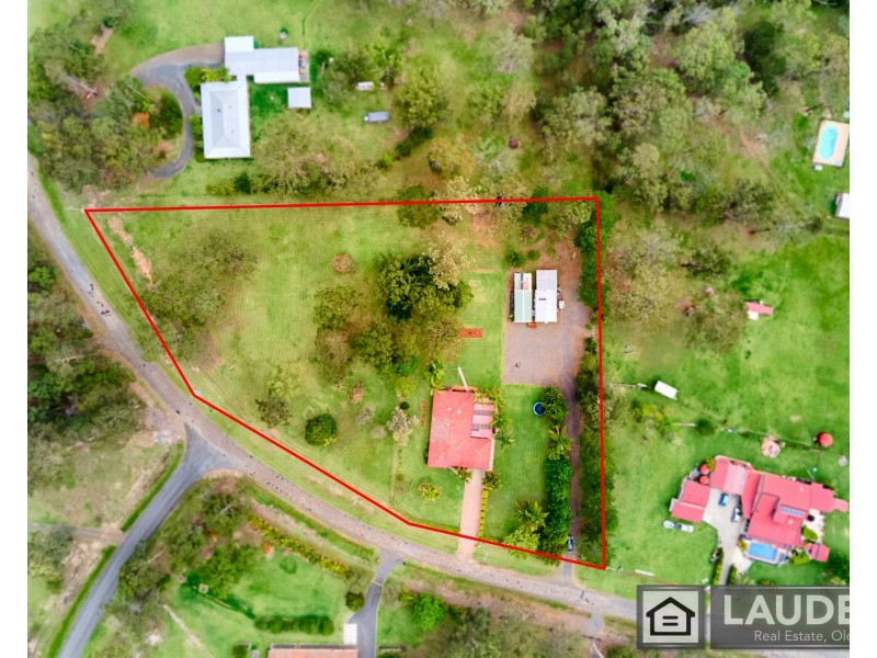27 Kolinda Drive, Old Bar NSW 2430
