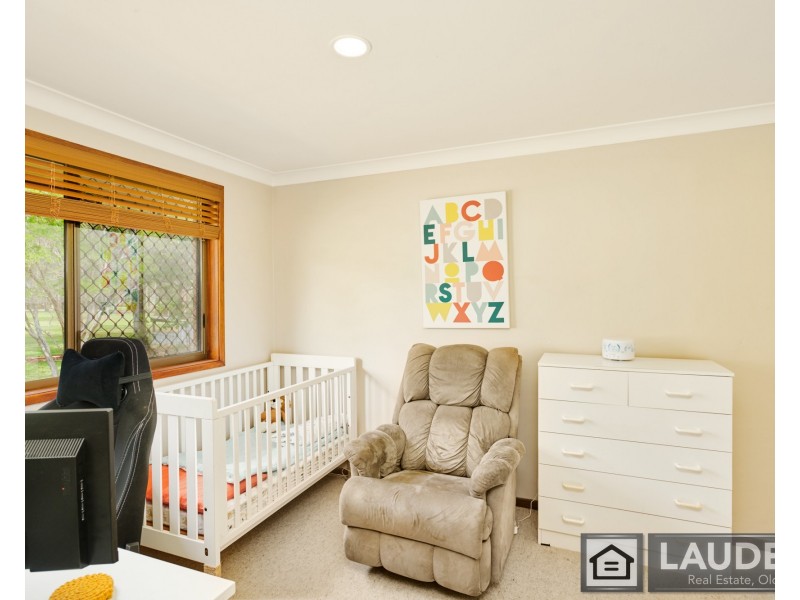 27 Kolinda Drive, Old Bar NSW 2430