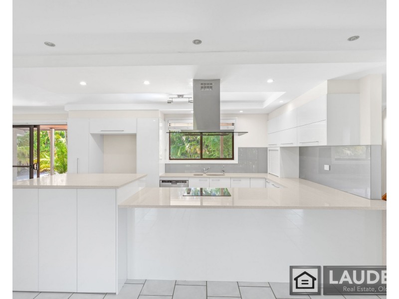 2 Shelly Close, Wallabi Point NSW 2430
