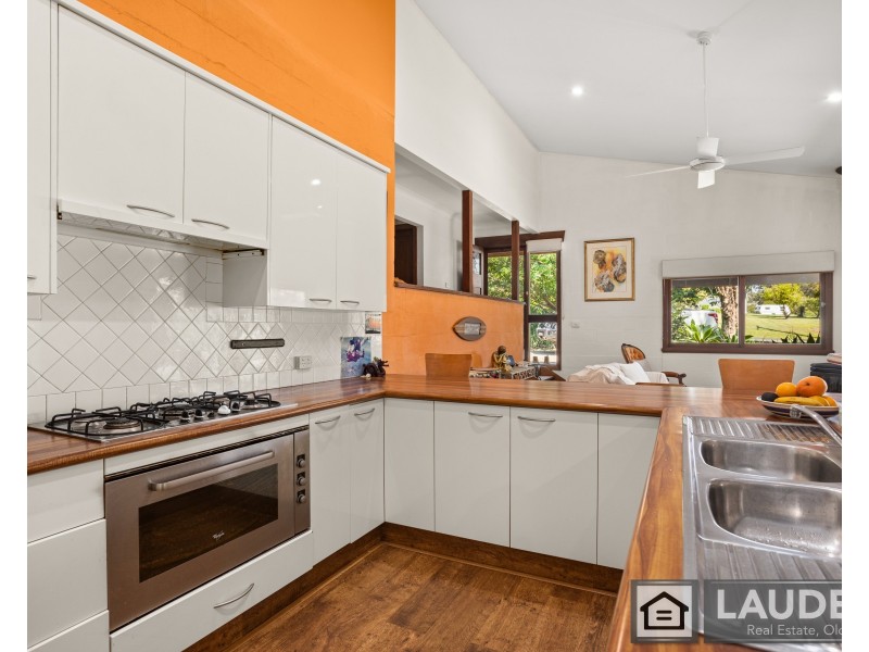 62 South Heron Road, Old Bar NSW 2430