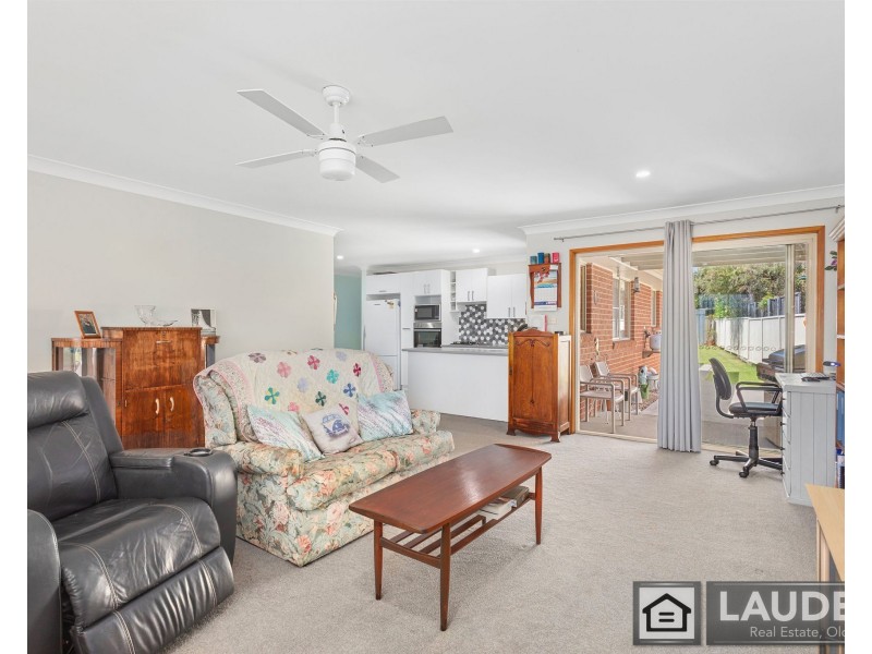 2/27 Carrabeen Drive, Old Bar NSW 2430