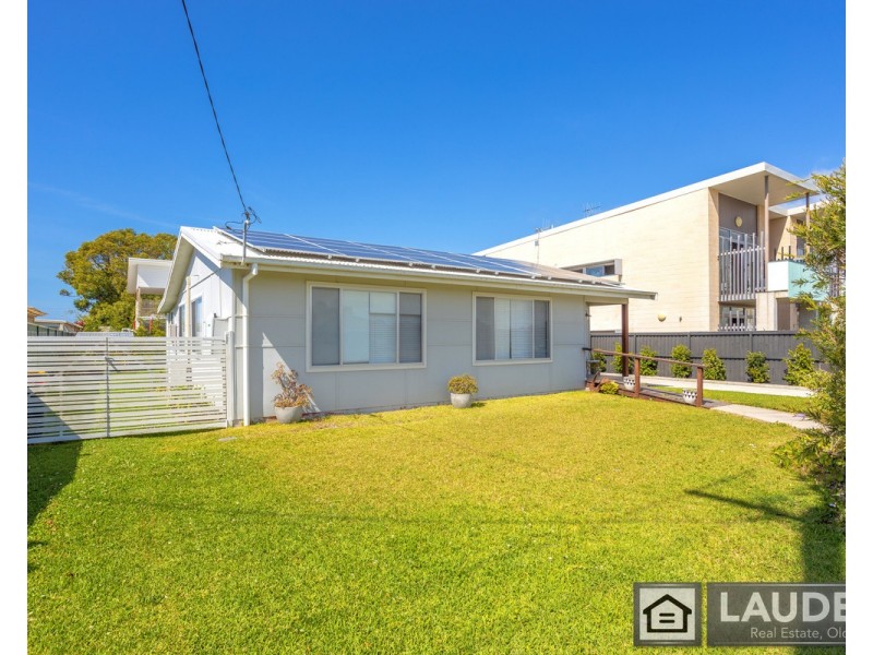 36 Old Bar Road, Old Bar NSW 2430