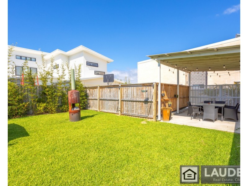 36 Old Bar Road, Old Bar NSW 2430