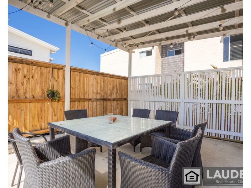 36 Old Bar Road, Old Bar NSW 2430