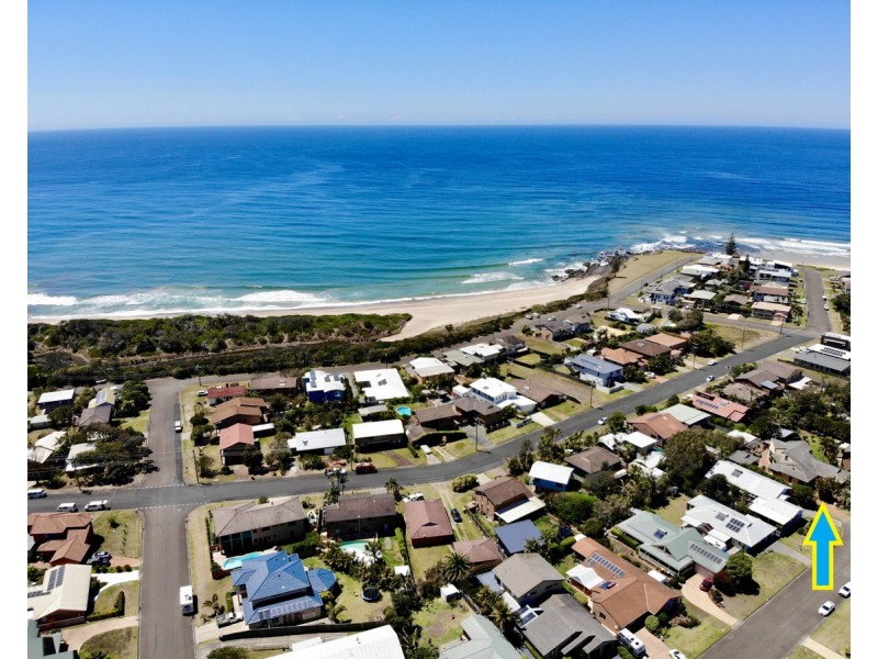 15 Spinnaker Cove, Wallabi Point NSW 2430