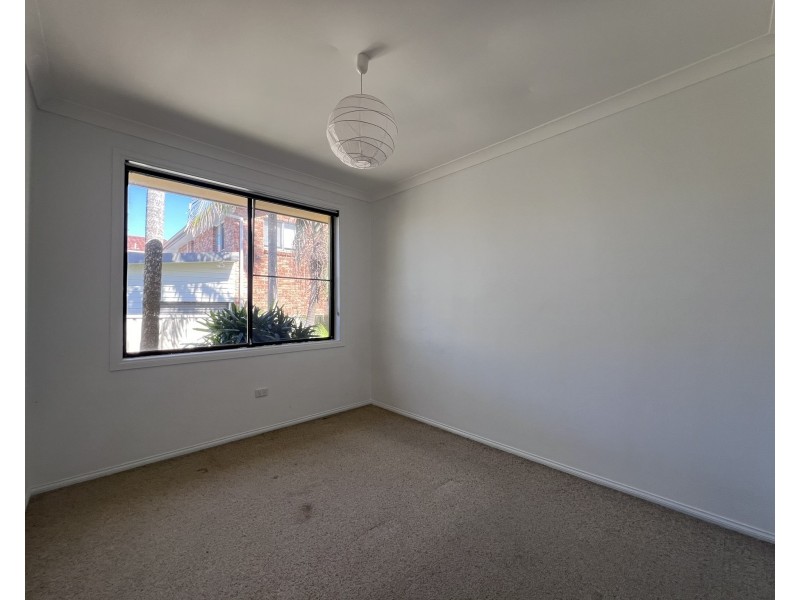 15 Spinnaker Cove, Wallabi Point NSW 2430